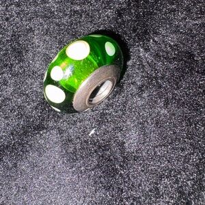 Green Polka Dot Charm Bead
PANDORA